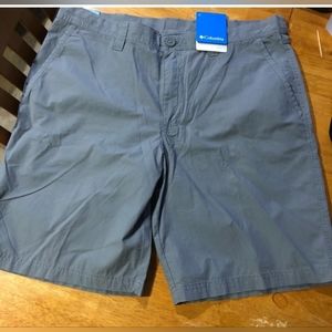 NWT Columbia Shorts Size 36